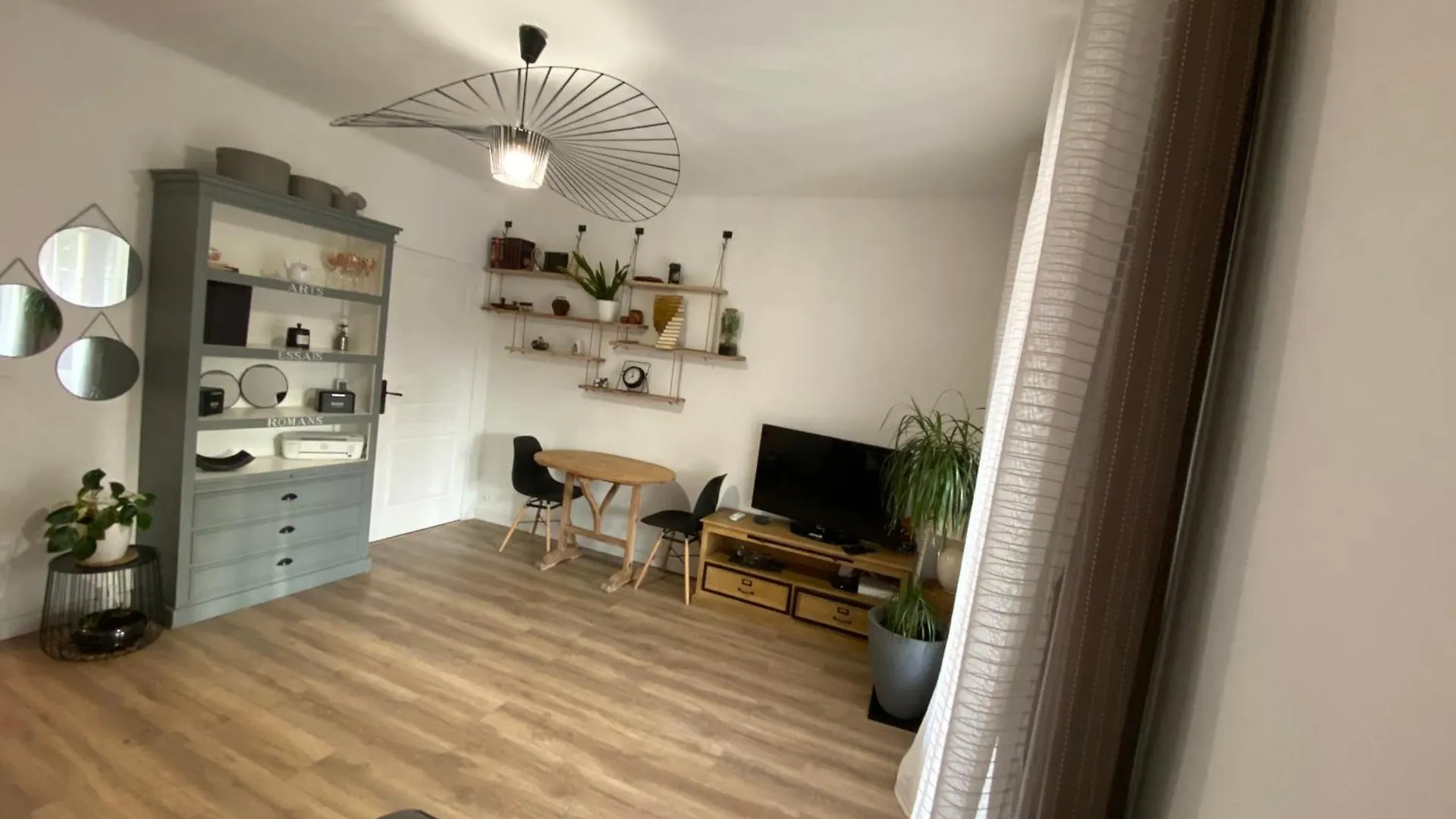 Le Lola Charment T3 A 10 Minutes A Pied De La Plage. La Seyne-sur-Mer Apartment